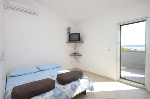 Apartments by the sea Banj Pasman - 8242 - image 8