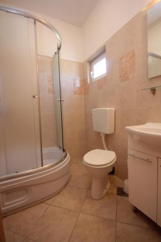 Apartment Vis 8531b - image 2