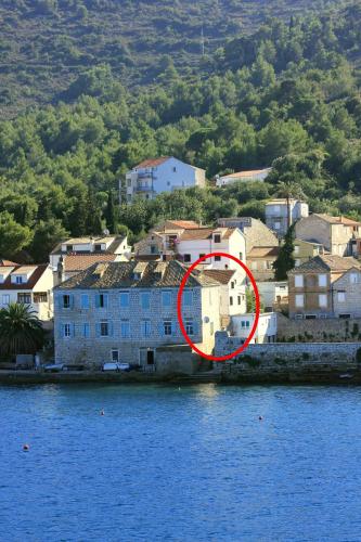  Apartments by the sea Vis - 2459 in Vis