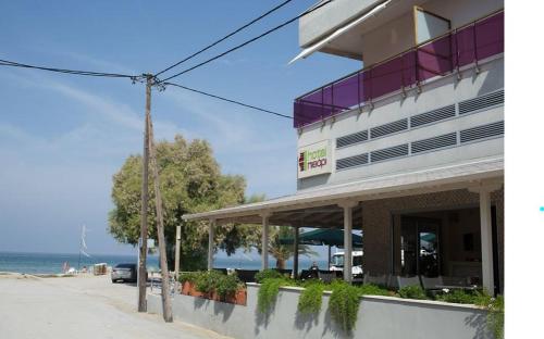 Hotel Pithari - Agia Triada