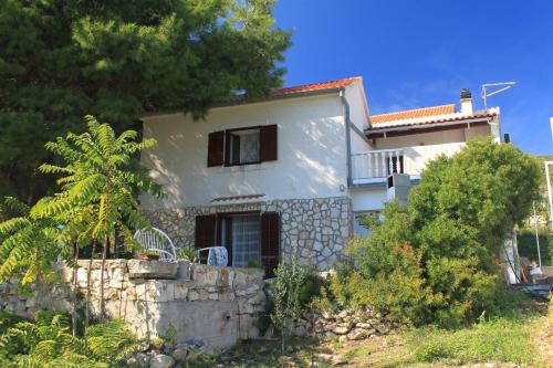  Apartments with a parking space Podstrazje, Vis - 8865, Pension in Vis