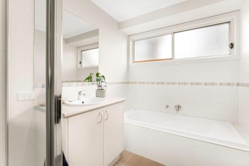 Holiday Home image 8