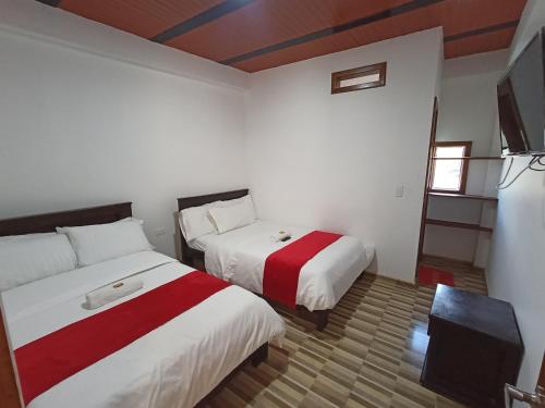 2 double beds