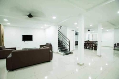 TK Homestay KB 5 Rooms 4 Toilets - Max 20 pax — Hotel in Kota Bharu