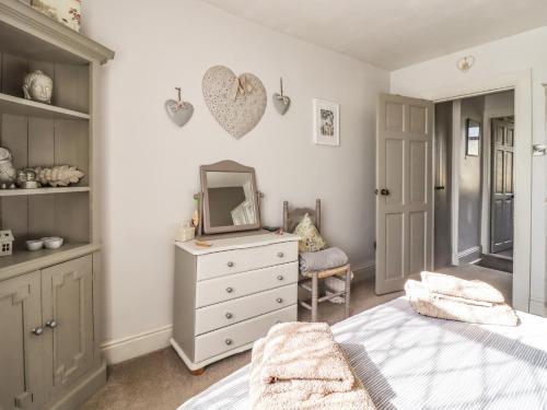 Woodman Cottage Skipton - image 11