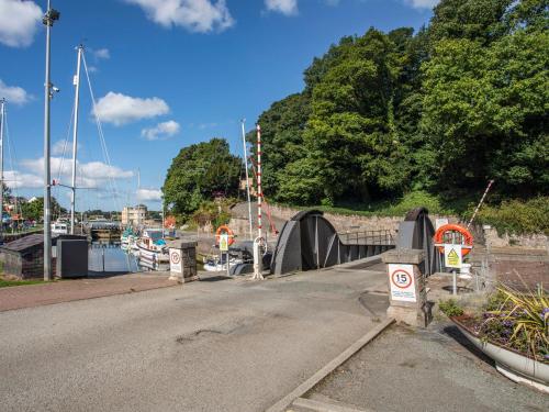 Machlud Ynys - image 3