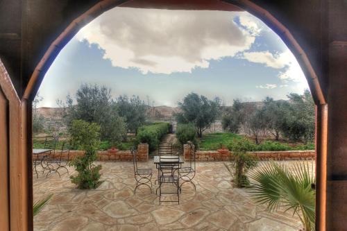 花園, Kasbah Imini Restaurant & Hotel in 提加米里迪度北