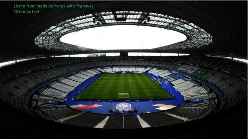 SAINT DENIS PARIS STADE de FRANCE DISNEY