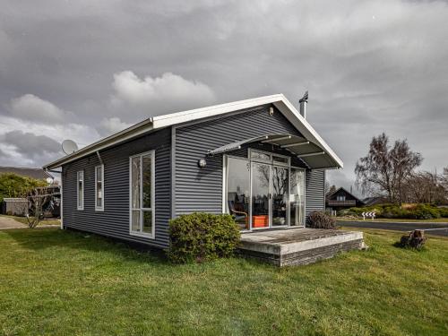 Alpine Way Cottage - Ohakune Holiday Home