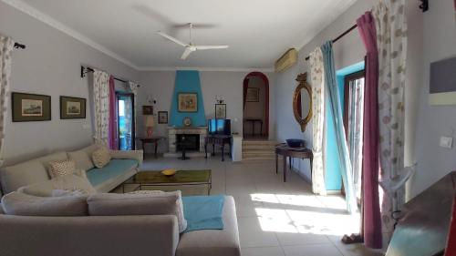 Find Tranquility at Villa Quietude A Stunning Beachfront Villa Rental