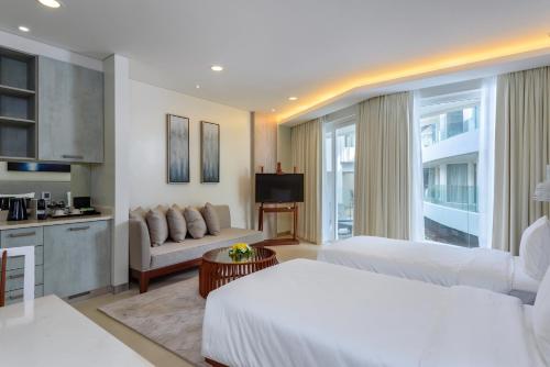 Double or twin room, deluxe