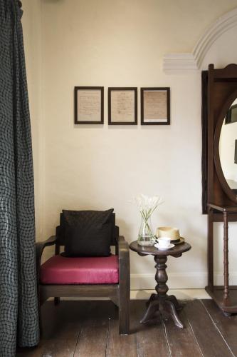 Baan Luang Rajamaitri Historic Inn thumbnail 5