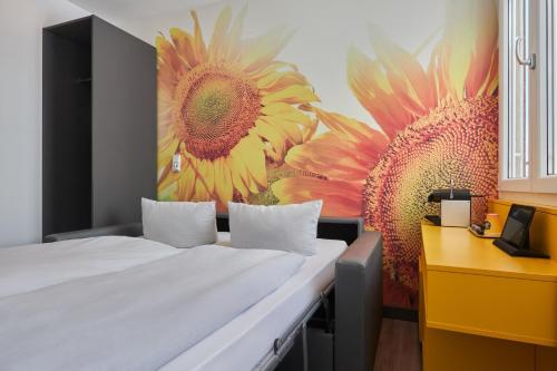 Buddy Hotel - image 3