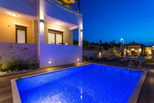 Family villa, Fantastic views, Private pool, Free laptop 1