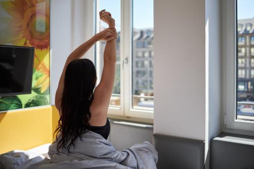Buddy Hotel - image 12