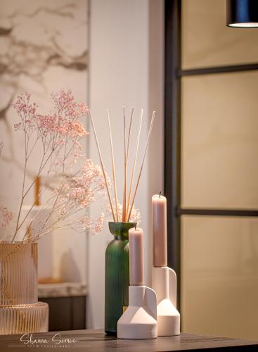 ApartHotel Boutique by Urban Home Stay - Tap to explore photos