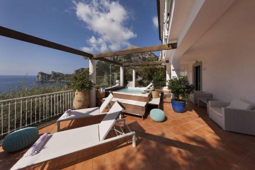  Villa Giove in SantʼAgata sui Due Golfi