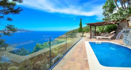  Villa Bacco in SantʼAgata sui Due Golfi
