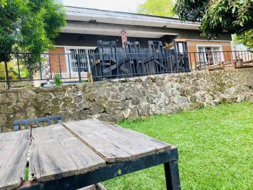 Cheerful 4bedrooms vacation house to the beach