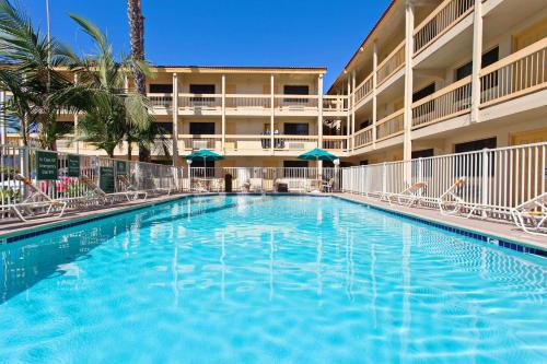 La Quinta Inn by Wyndham Costa Mesa Orange County