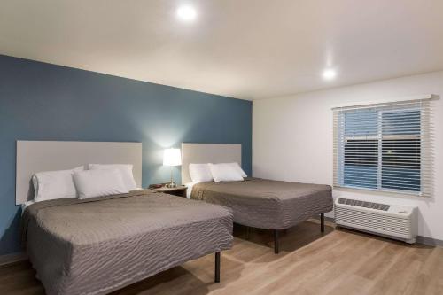 Standard Queen Room with Two Queen Beds - Non Smoking