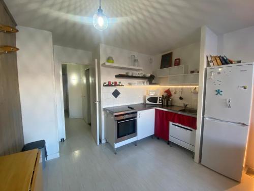 Kitchen, Appartement La Tania, 2 pieces, 5 personnes - FR-1-513-54 in La Tania