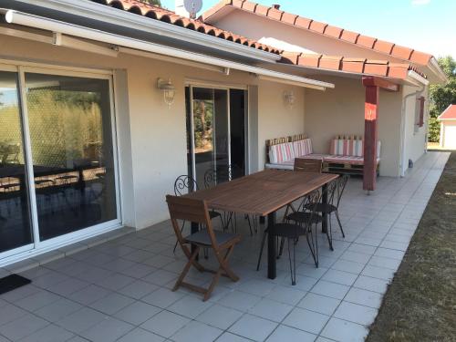 設施, Villa avec son spa privatif proche de Rocamadour in 格拉馬