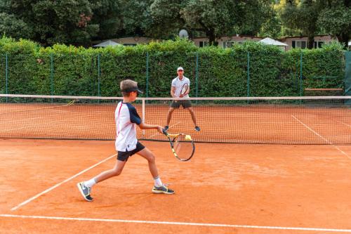 Hotel Hedera - Maslinica Hotels & Resorts - image 14