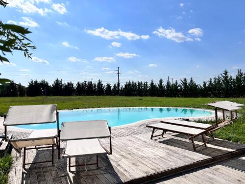  Cottage indipendente con piscina privata in Masi San Giacomo