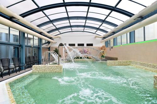 Hotel Eger & Park - image 11