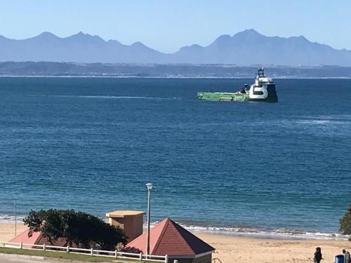 Santos 27 Mossel Bay