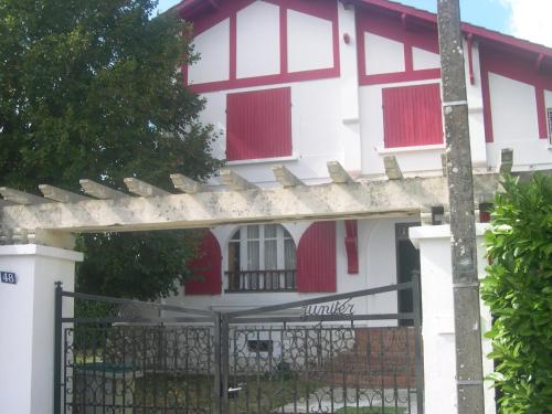 COTTAGE JUPITER 48 AVENUE DE PUJOLS VILLENEUVE SUR LOT chambre d'hôte Saint-Antoine-de-Ficalba