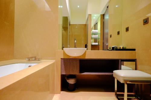 Double room, corner