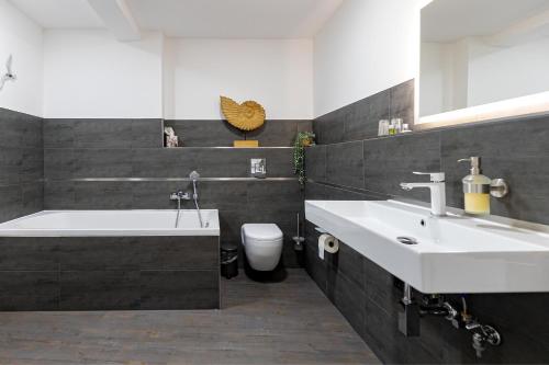 Hotel Garni " Am Domplatz" Hotel Garni " Am Domplatz"