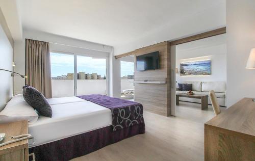 Globales Panama - Adults Only