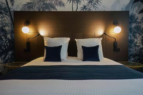 2 twin beds