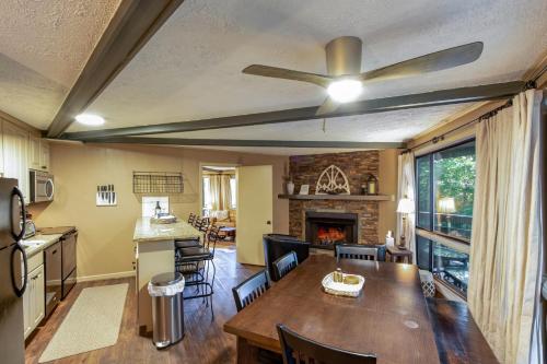 Treehouse Lodge at Sugar Mountain in Sugar Mountain, USA