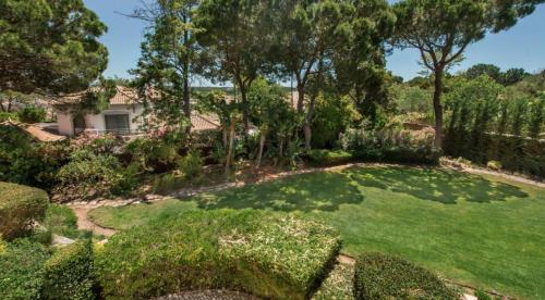 tuin, Quinta do Lago 2-Bed Apartment - Golf Pool & Ac in Santa Barbara de Nexe