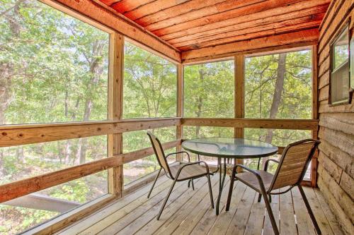 Bright Davis Escape with Screened-In Porch! in Davis, USA