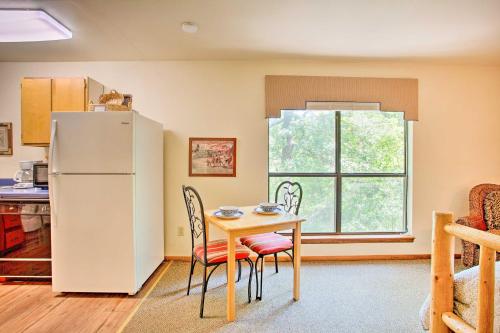 Bright Davis Escape with Screened-In Porch! in Davis, USA