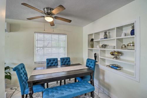 Cozy Key West Beach Cottage Walk to Beaches! in Key West, USA