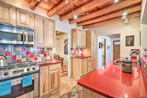 Casa Rosita Home, 3 Mi to Santa Fe Plaza! in Santa Fe, USA