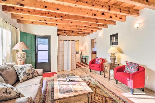 Casa Rosita Home, 3 Mi to Santa Fe Plaza! in Santa Fe, USA