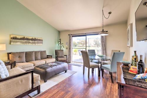 Patio, Grill and Resort Perks Palm Desert Home, Palm Desert (foto 4)