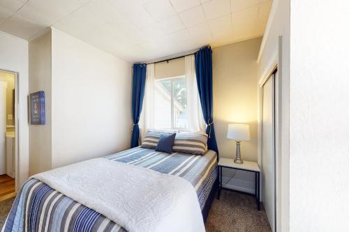 Sunset Cottage - image 33