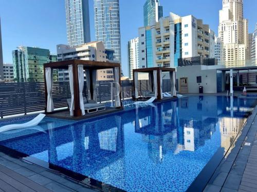Vacationer Holiday Homes I Beautiful 1 Bed l Close to Marina Promenade, Dubai (Foto 2)
