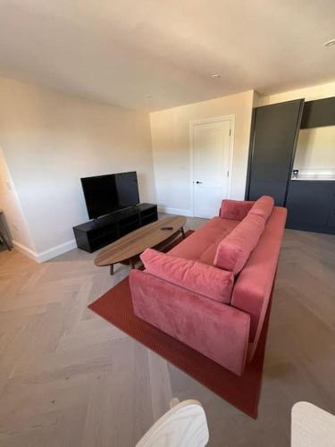 Apartments in the heart of Richmond, London 2