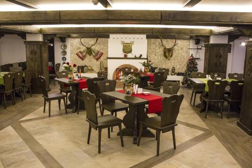 Hotel Cornul Vanatorului - image 12