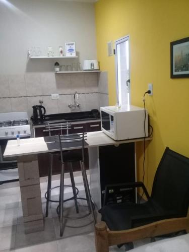 One-Bedroom Apartment image 2