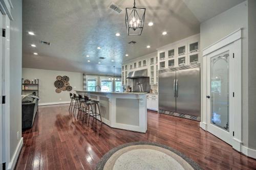 Buda Home with Deck and Fire Pit - 15 Mi to Austin! in Manchaca